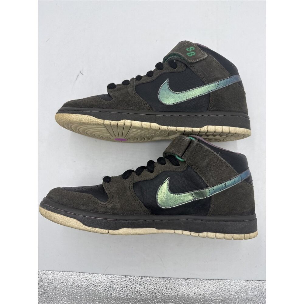 Size 8 - Nike Dunk Premium SB Mid Northern Lights